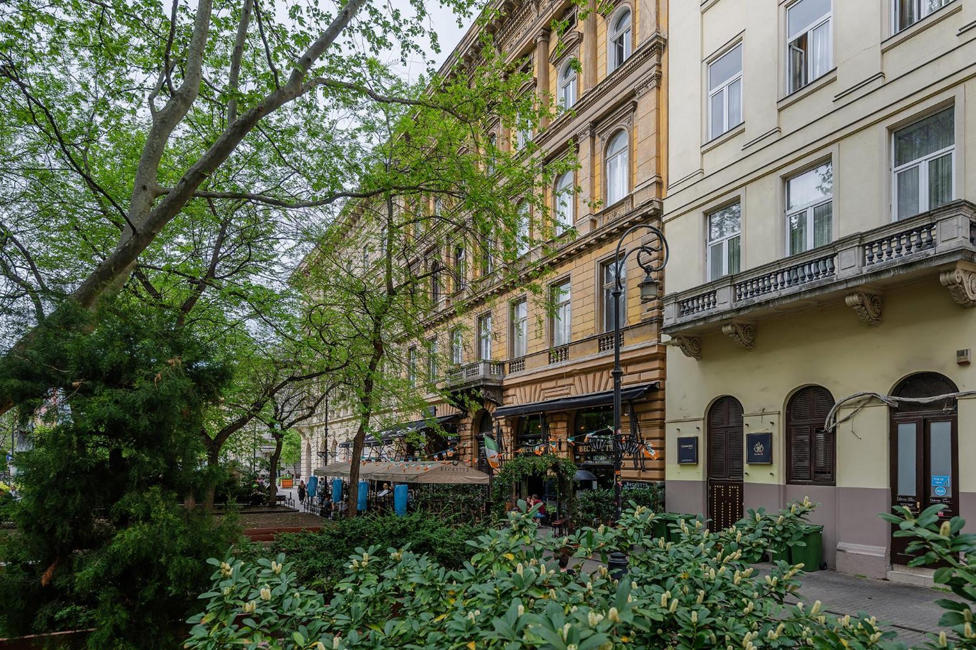 Liszt Modern Chic Apartment Budapest Eksteriør billede
